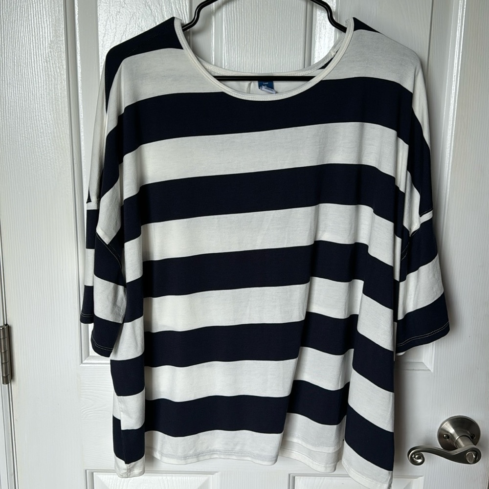 Old Navy nautical theme, navy and white horizontal stripe scoopneck shirt XL